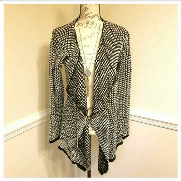 NEW•L•WILLOW MODERN WATERFALL CARDIGAN•NWT• - Picture 3 of 8